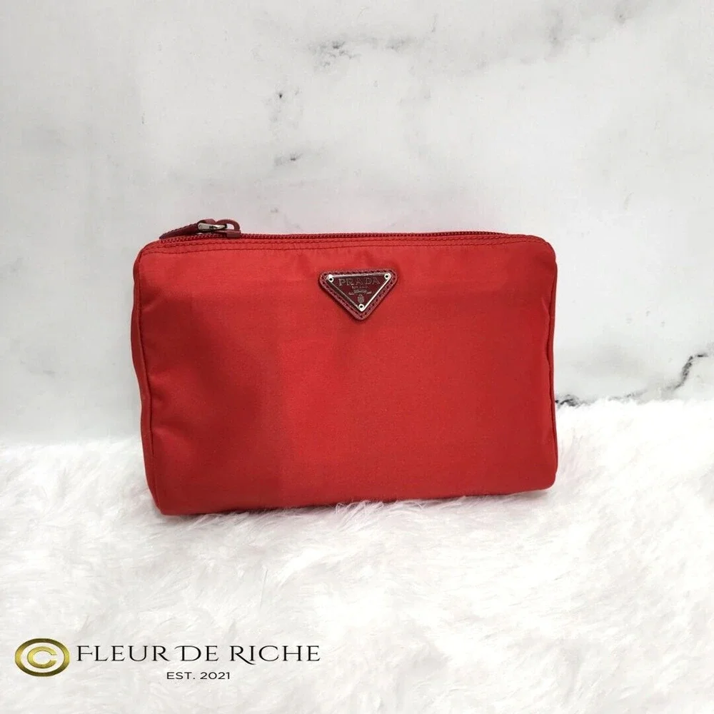 Prada Necessaire Tessuto Nylon Medium Toiletry Clutch Case Red Rosso 1NA012 - Picture 2 of 11